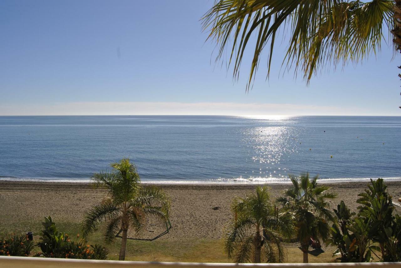 Apartamento Frente Al Mar,Primera Linea Rincón de la Victoria Eksteriør bilde