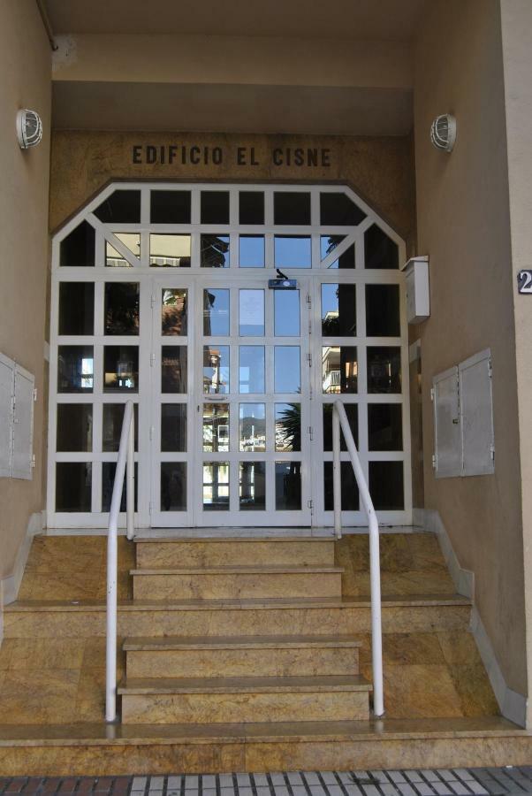 Apartamento Frente Al Mar,Primera Linea Rincón de la Victoria Eksteriør bilde