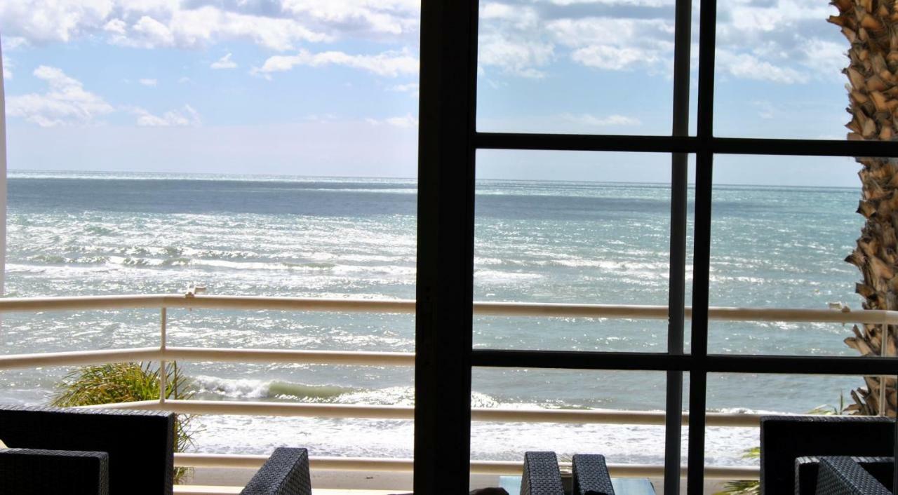 Apartamento Frente Al Mar,Primera Linea Rincón de la Victoria Eksteriør bilde
