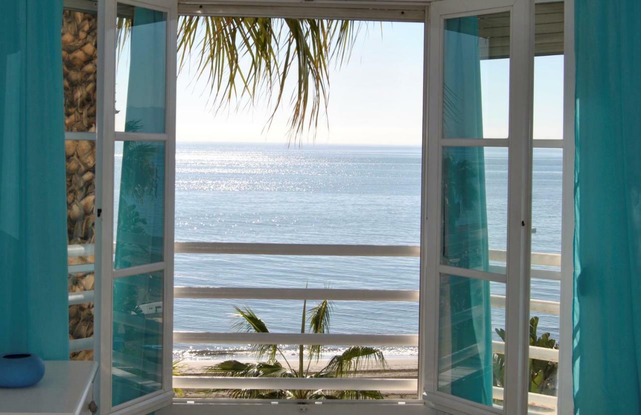 Apartamento Frente Al Mar,Primera Linea Rincón de la Victoria Eksteriør bilde